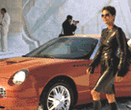 2006/imagestvinews/HalleCar2x2.gif